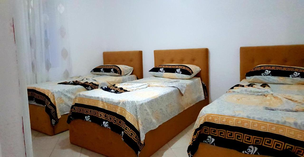 Home Flori&Vili Σκόδρα Εξωτερικό φωτογραφία